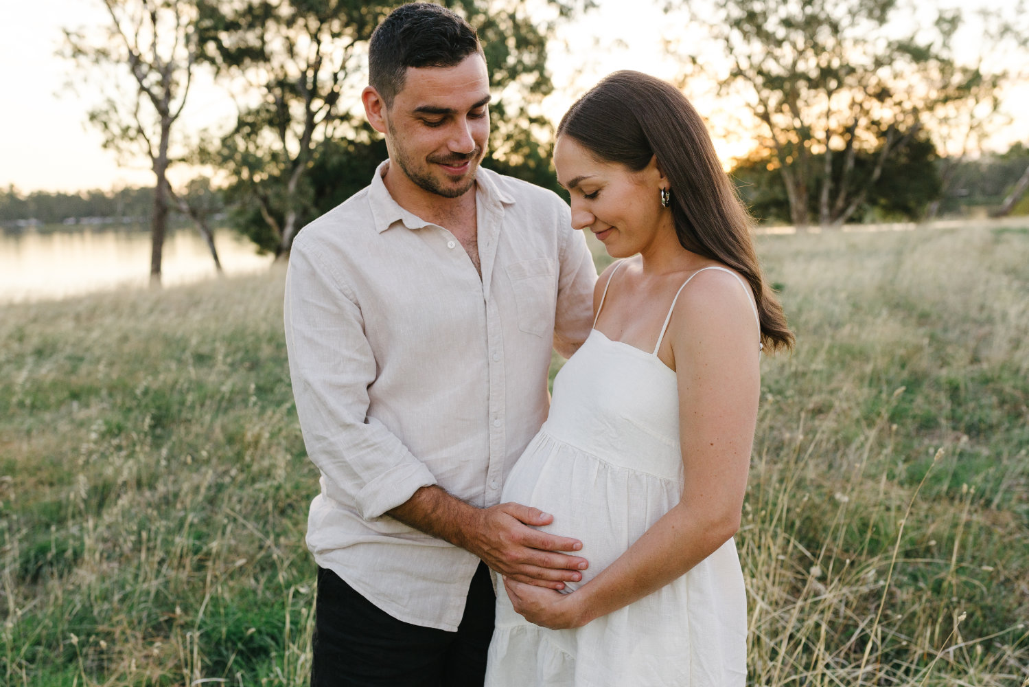 Essendon Outdoor Maternity Photoshoot Melbourne Ascot Vale Madeleine Chiller Photography Yvette and Mark 10