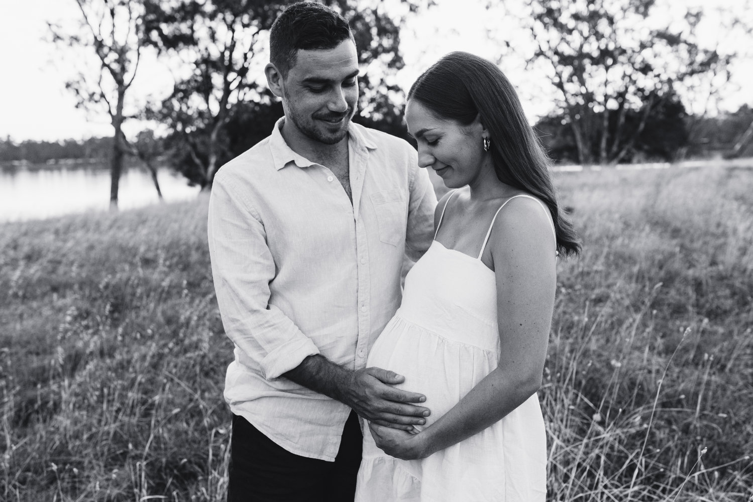Essendon Outdoor Maternity Photoshoot Melbourne Ascot Vale Madeleine Chiller Photography Yvette and Mark 8